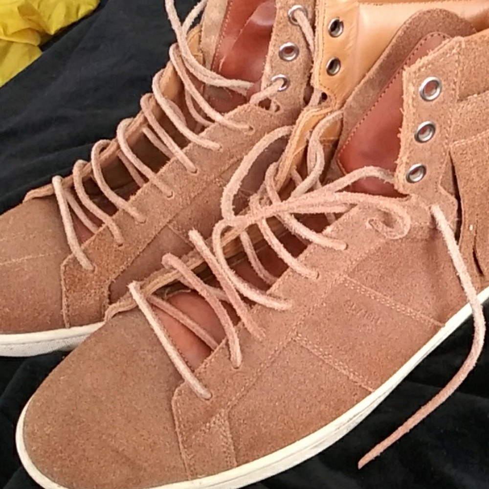Men's sneakers